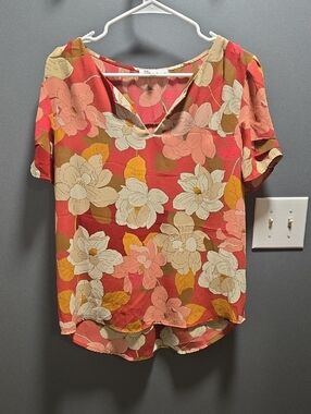 DR2 Floral Blouse